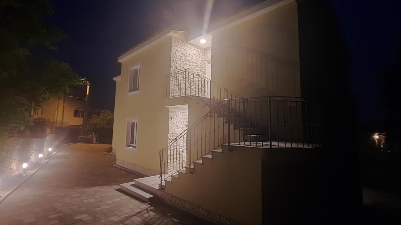 Apartman Ela Donji Rukavac Zewnętrze zdjęcie